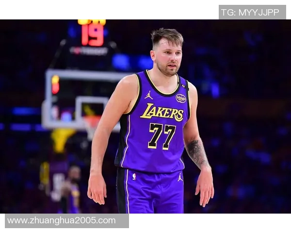 Buha指出：对手包夹东契奇造多打少，詹姆斯将撕裂防线