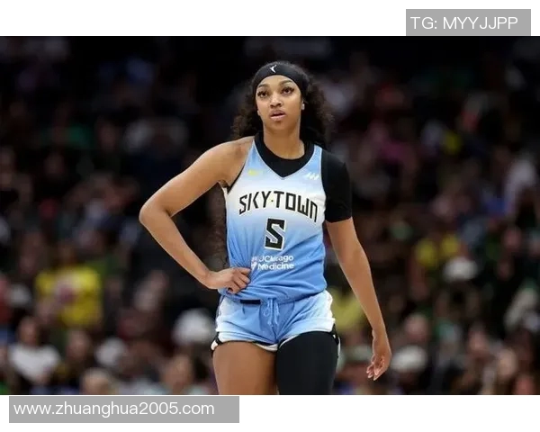 就说喜不喜欢吧!安吉尔·里斯晒美照:在多伦多的48小时!